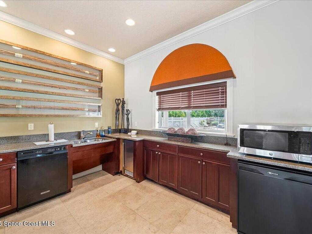121 Lancha Circle, Indian Harbour Beach, FL 32937