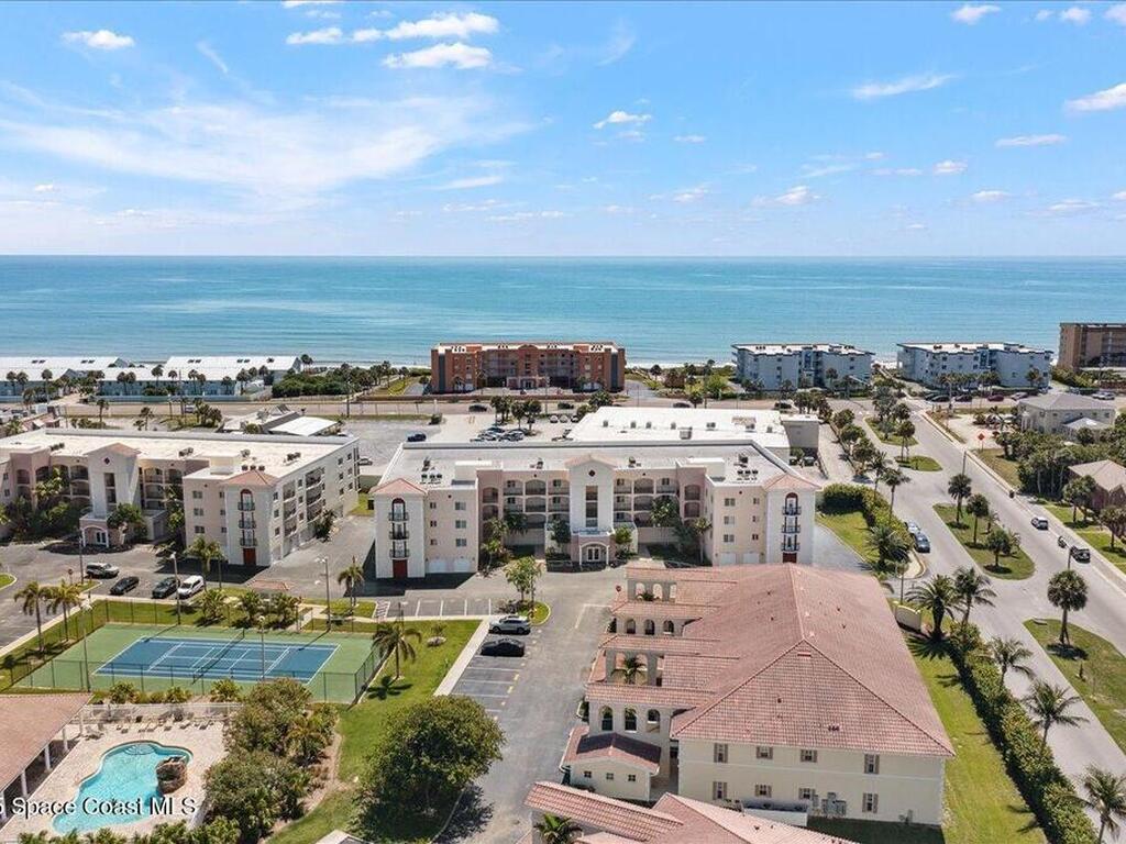 121 Lancha Circle, Indian Harbour Beach, FL 32937