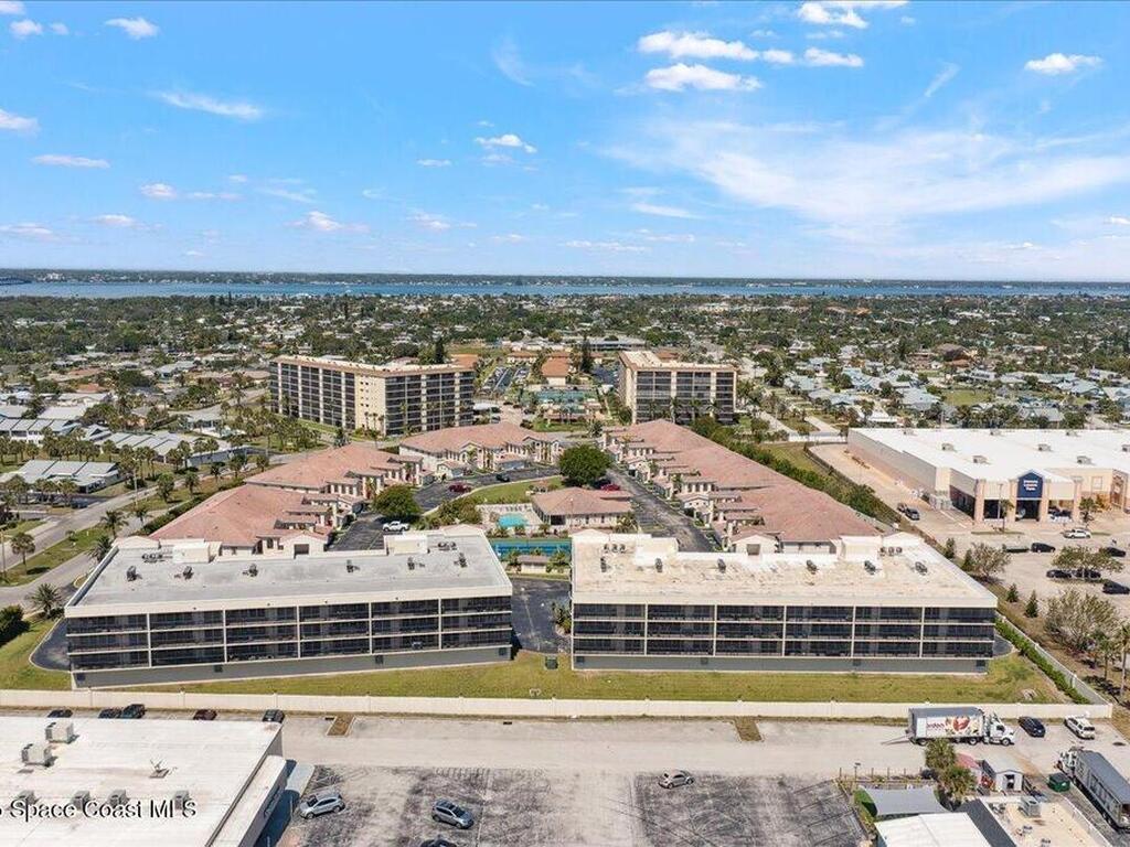 121 Lancha Circle, Indian Harbour Beach, FL 32937