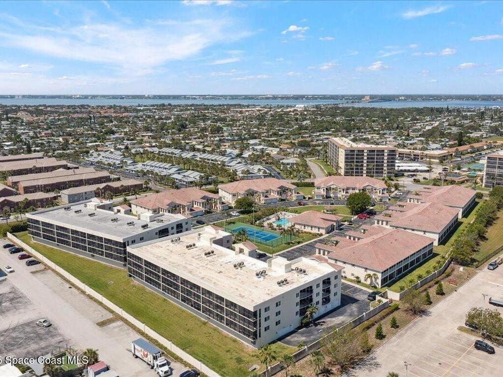 121 Lancha Circle, Indian Harbour Beach, FL 32937