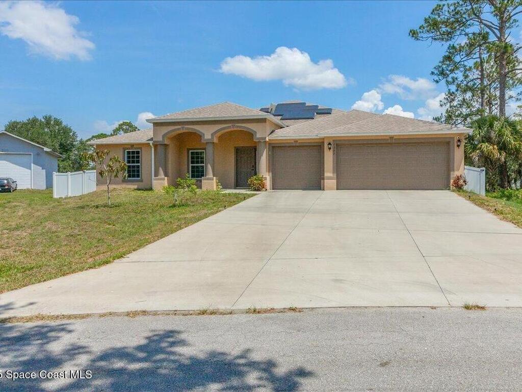 1397 Danbury Street, Palm Bay, FL 32908