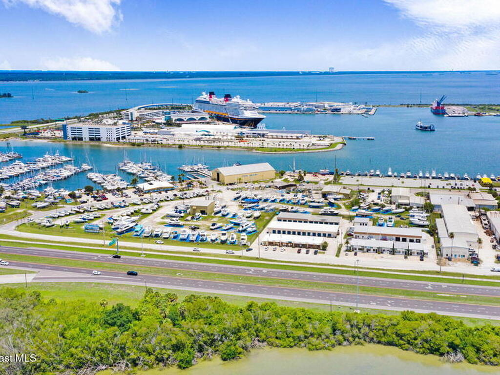 8984 Puerto Del Rio Drive, Cape Canaveral, FL 32920