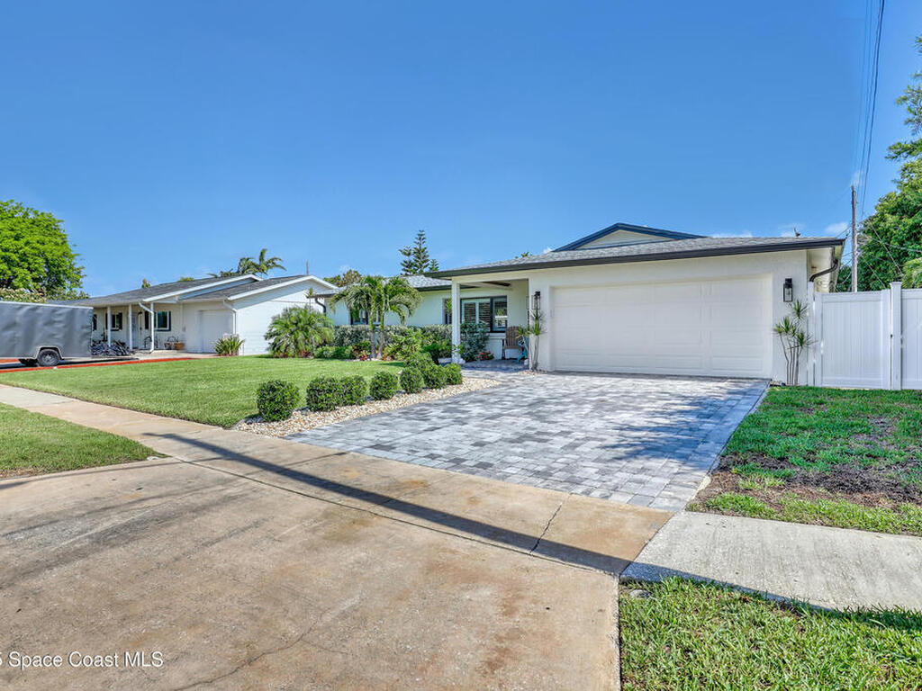 1190 Yacht Club Boulevard, Indian Harbour Beach, FL 32937