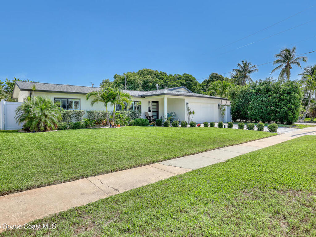 1190 Yacht Club Boulevard, Indian Harbour Beach, FL 32937