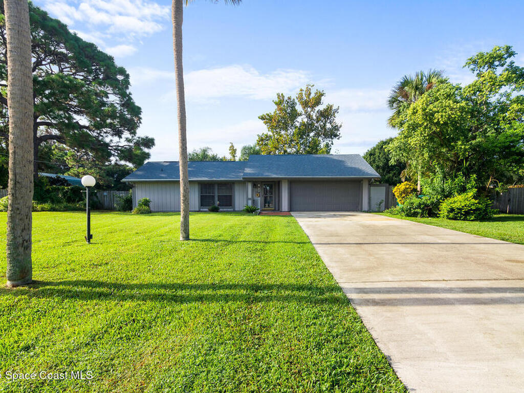 2155 Bridle Path, Melbourne, FL 32935