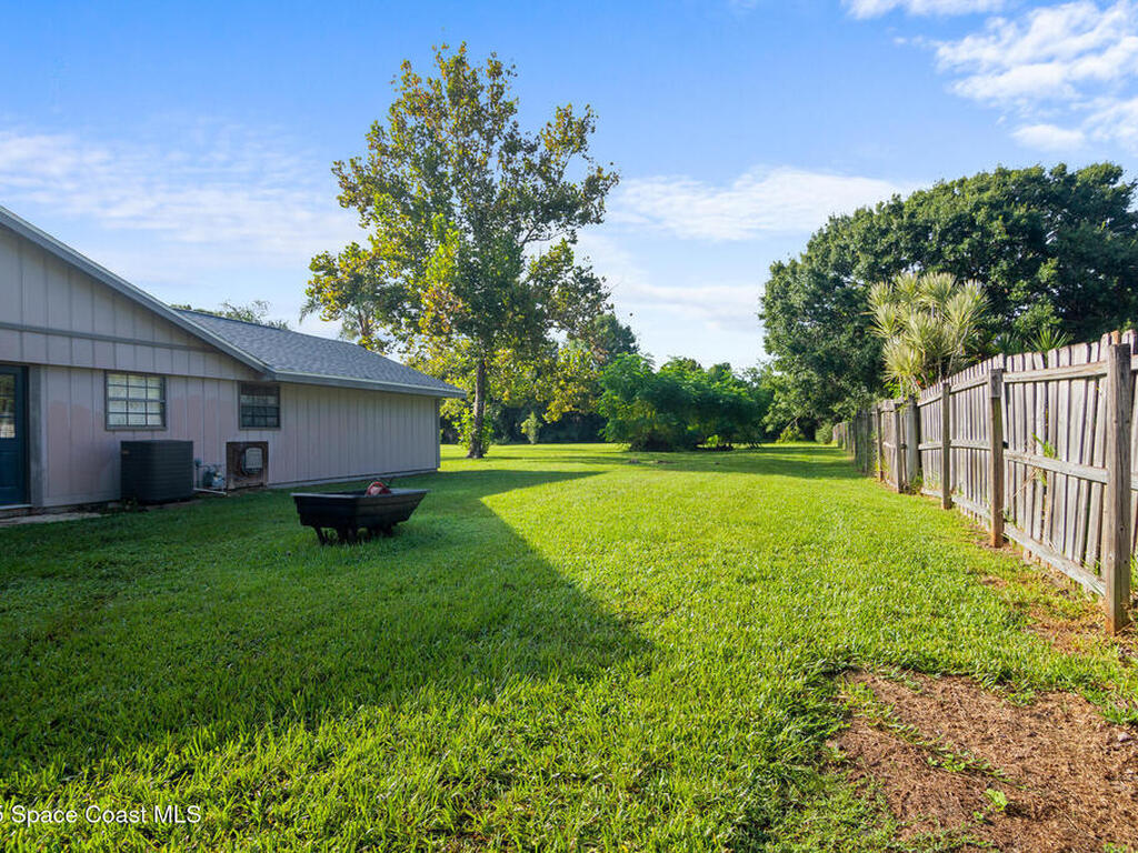 2155 Bridle Path, Melbourne, FL 32935