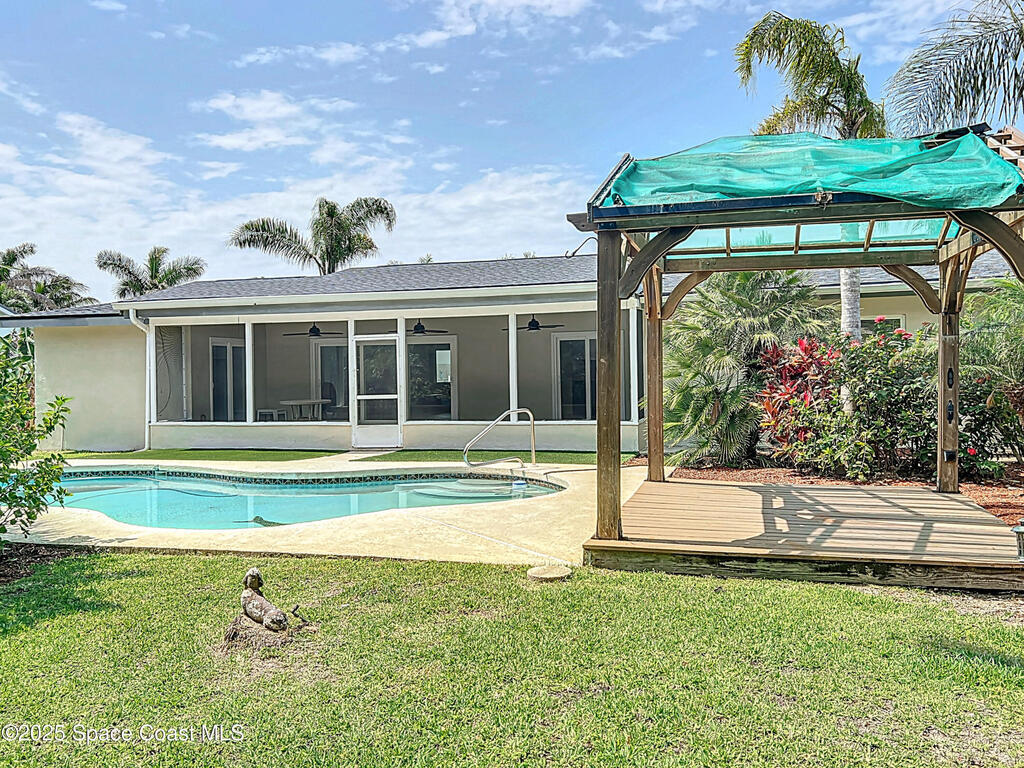 201 Woody Circle, Melbourne Beach, FL 32951