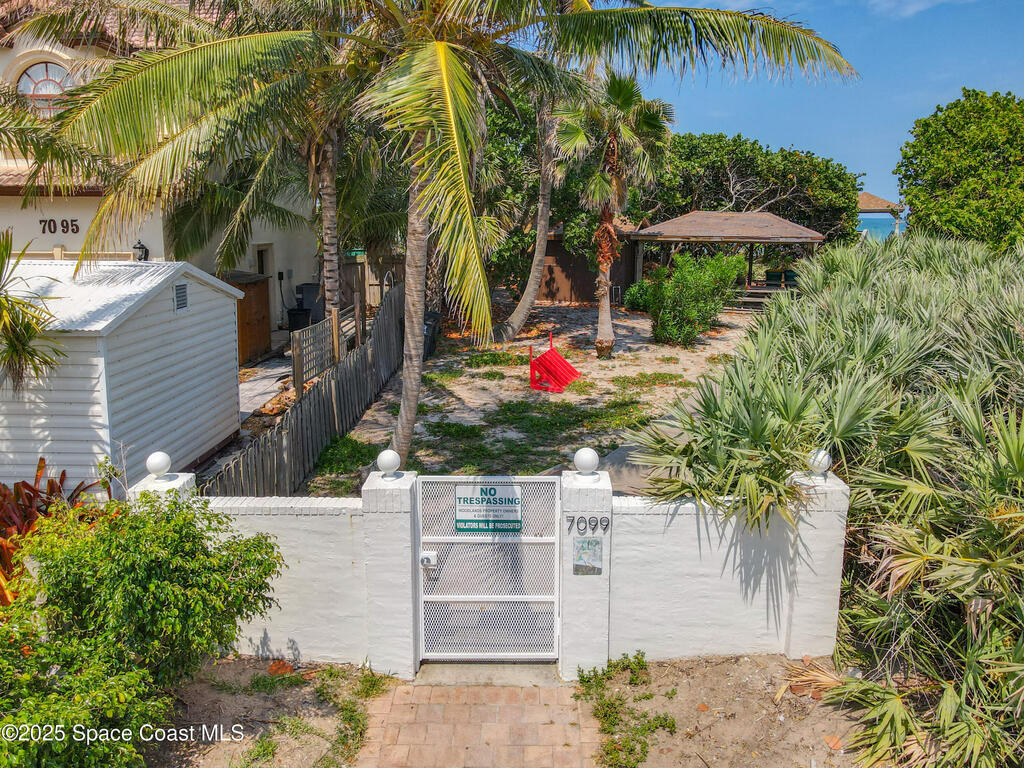 201 Woody Circle, Melbourne Beach, FL 32951