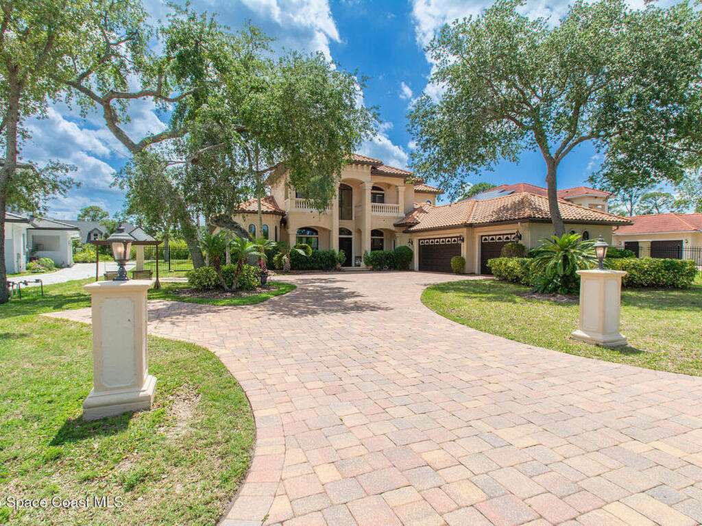 5454 Riveredge Drive, Titusville, FL 32780