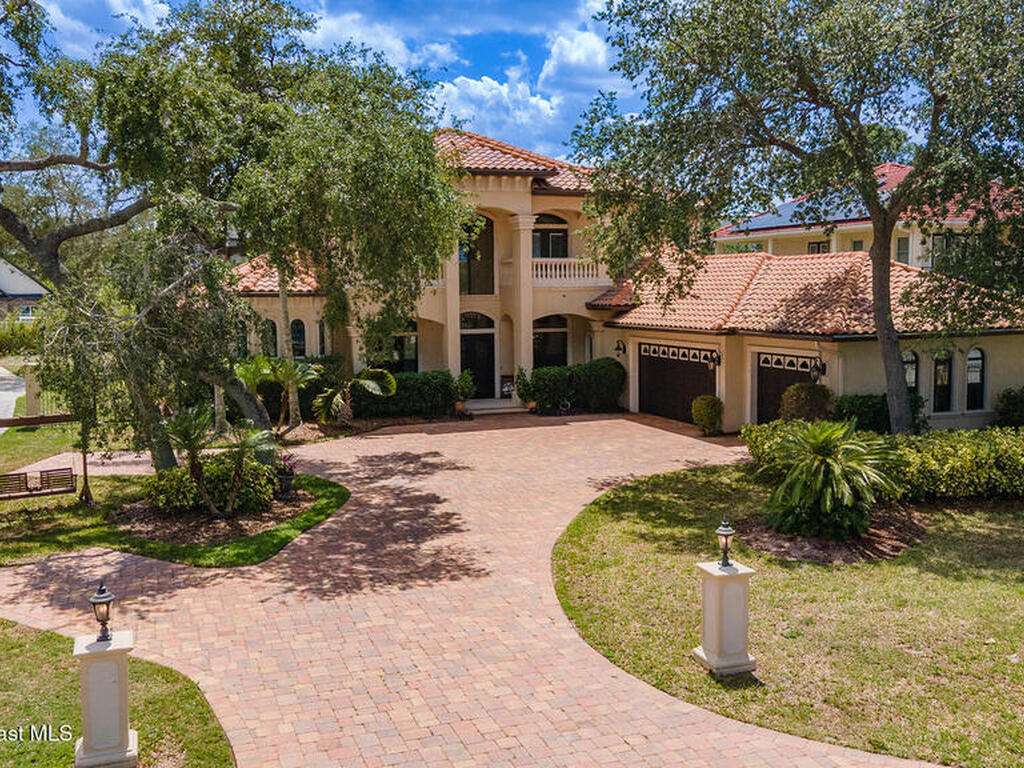 5454 Riveredge Drive, Titusville, FL 32780