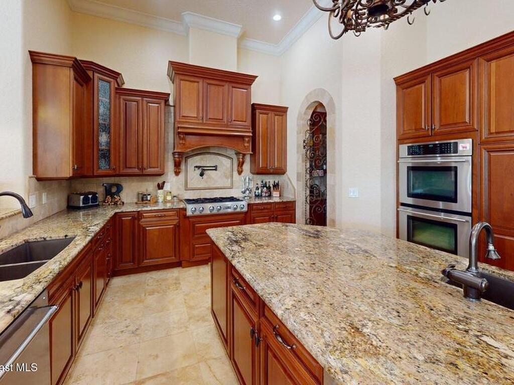 5454 Riveredge Drive, Titusville, FL 32780