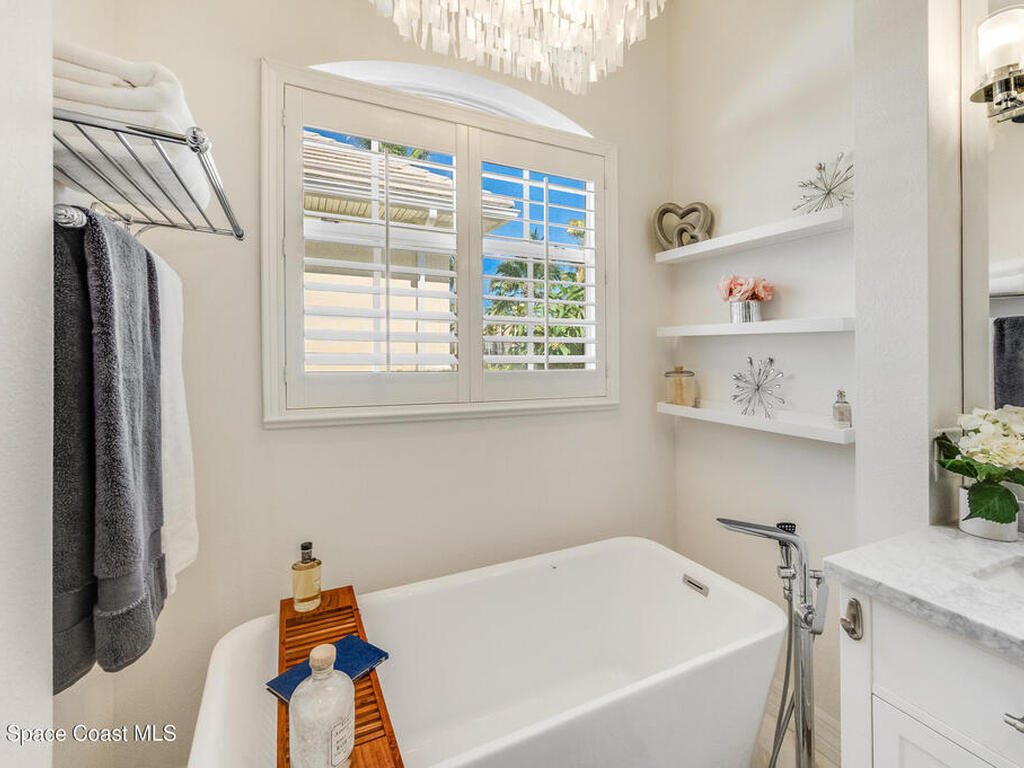 274 Clyde Street, Melbourne Beach, FL 32951