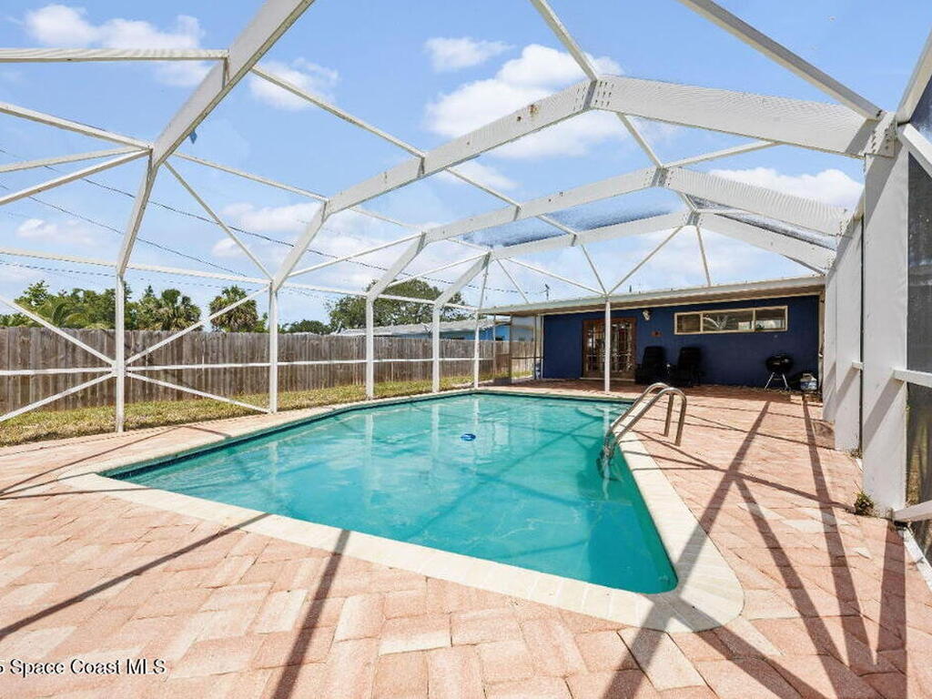 1109 Pinetree Drive, Indian Harbour Beach, FL 32937