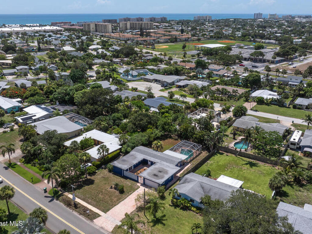 1109 Pinetree Drive, Indian Harbour Beach, FL 32937
