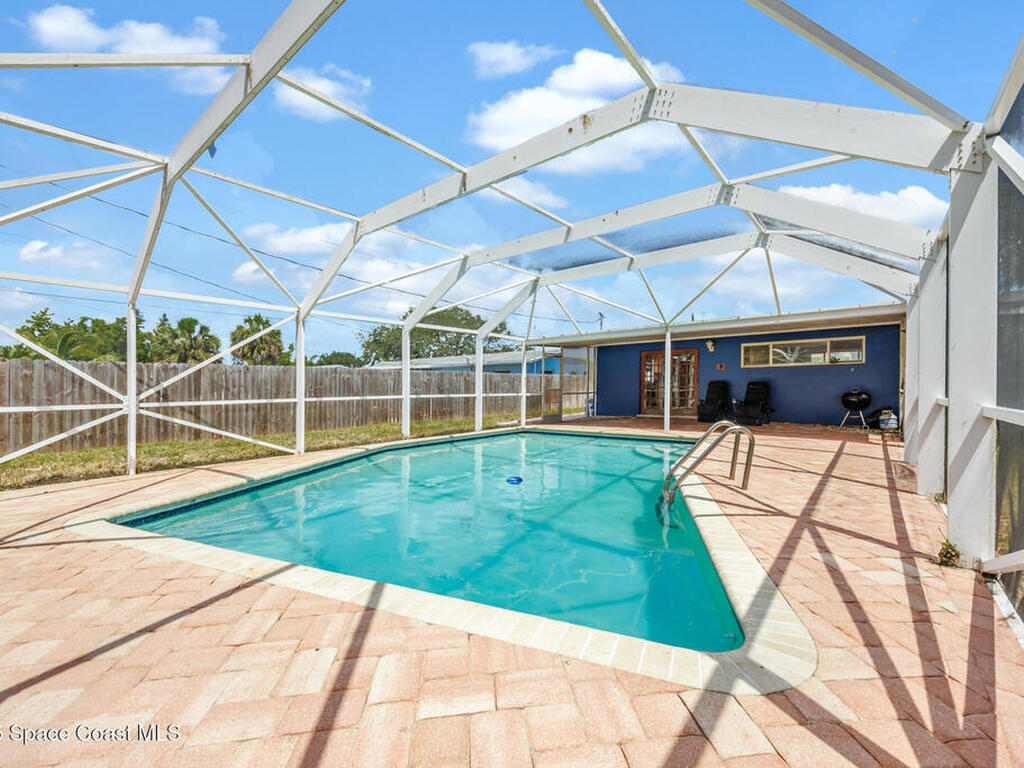 1109 Pinetree Drive, Indian Harbour Beach, FL 32937