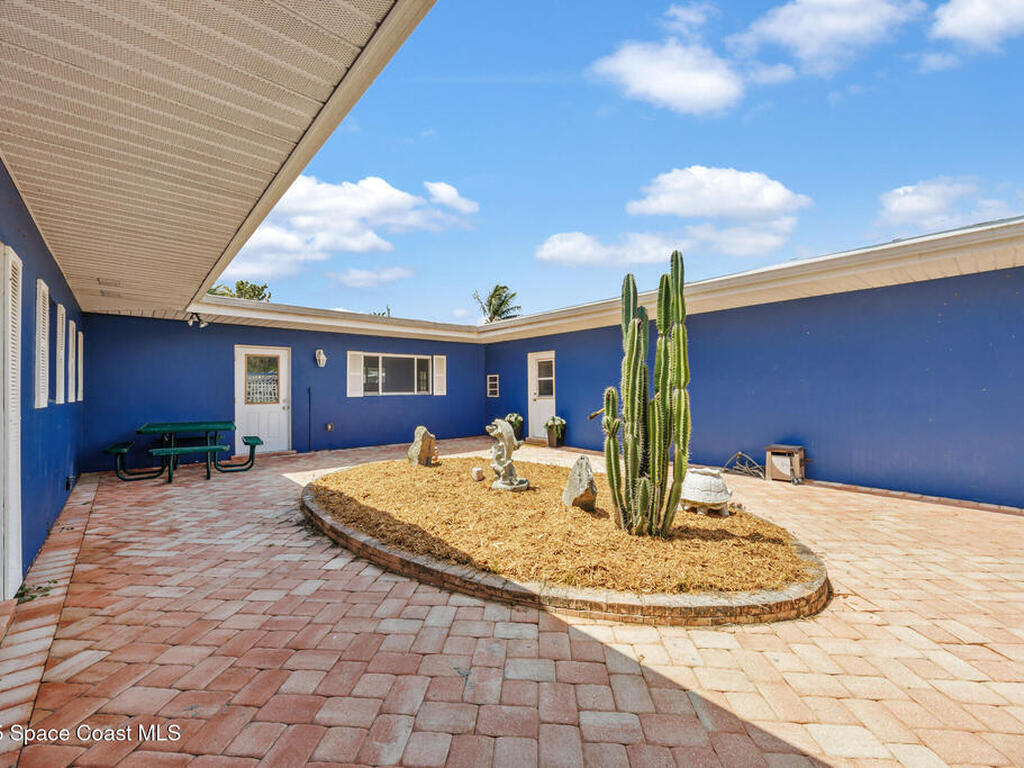 1109 Pinetree Drive, Indian Harbour Beach, FL 32937