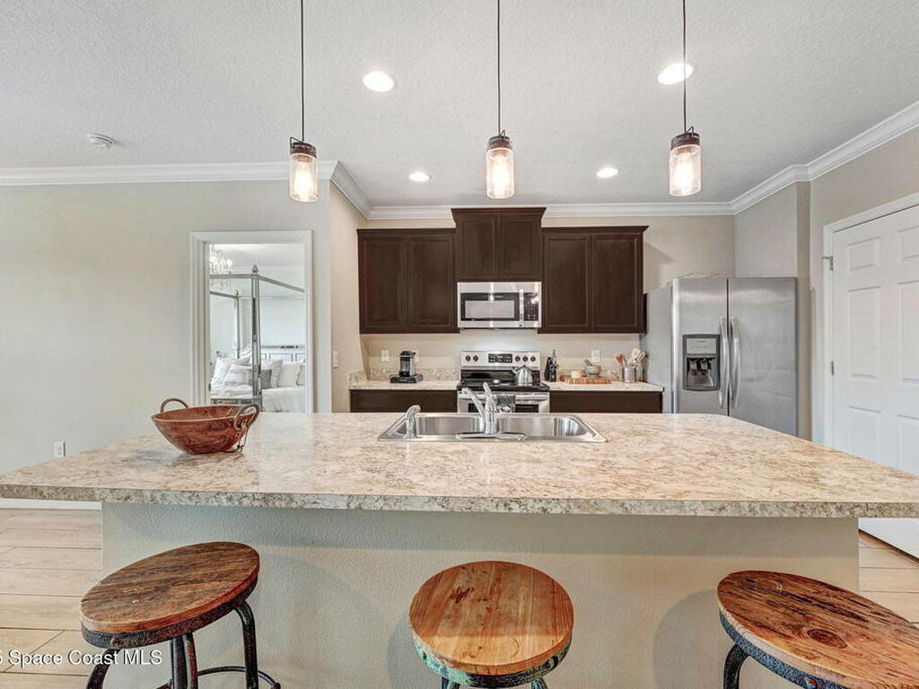 910 Swiss Pointe Lane, Rockledge, FL 32955