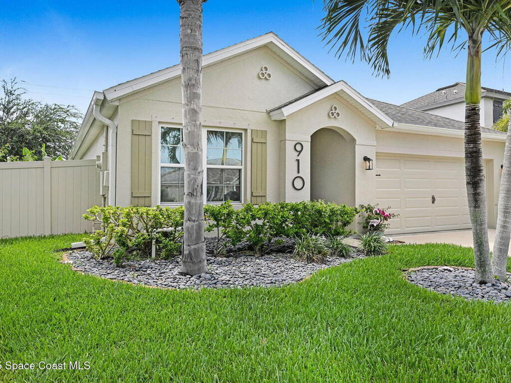 910 Swiss Pointe Lane, Rockledge, FL 32955