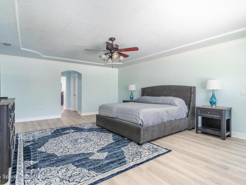 2501 Eldron Boulevard, Palm Bay, FL 32909