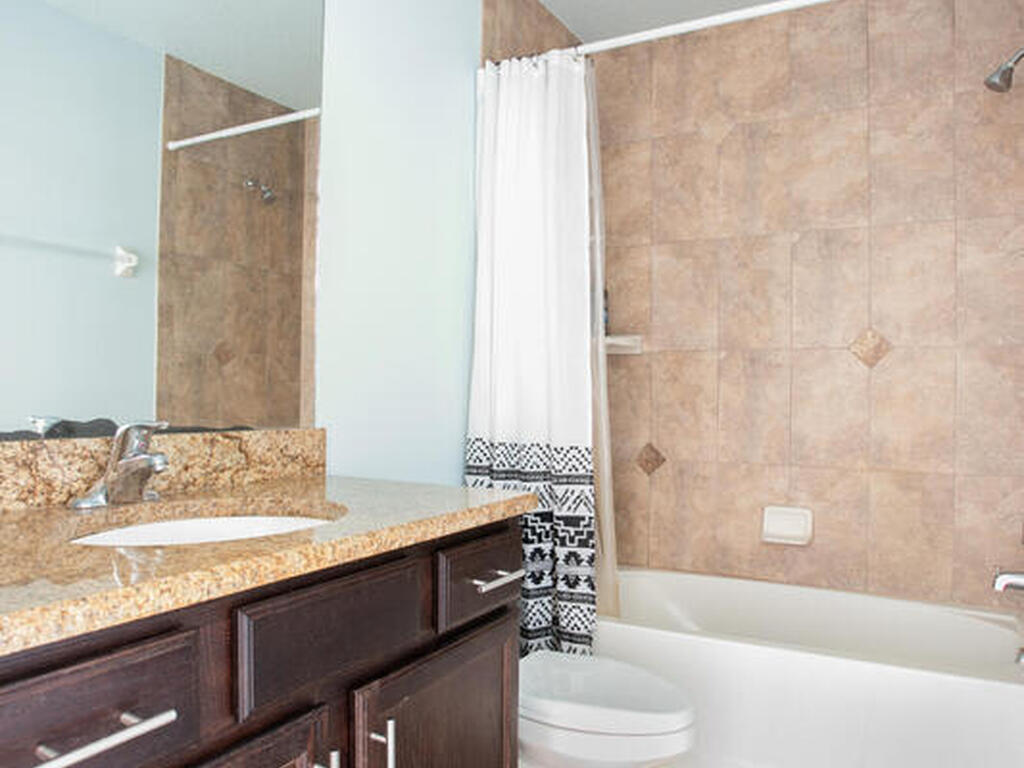 2501 Eldron Boulevard, Palm Bay, FL 32909
