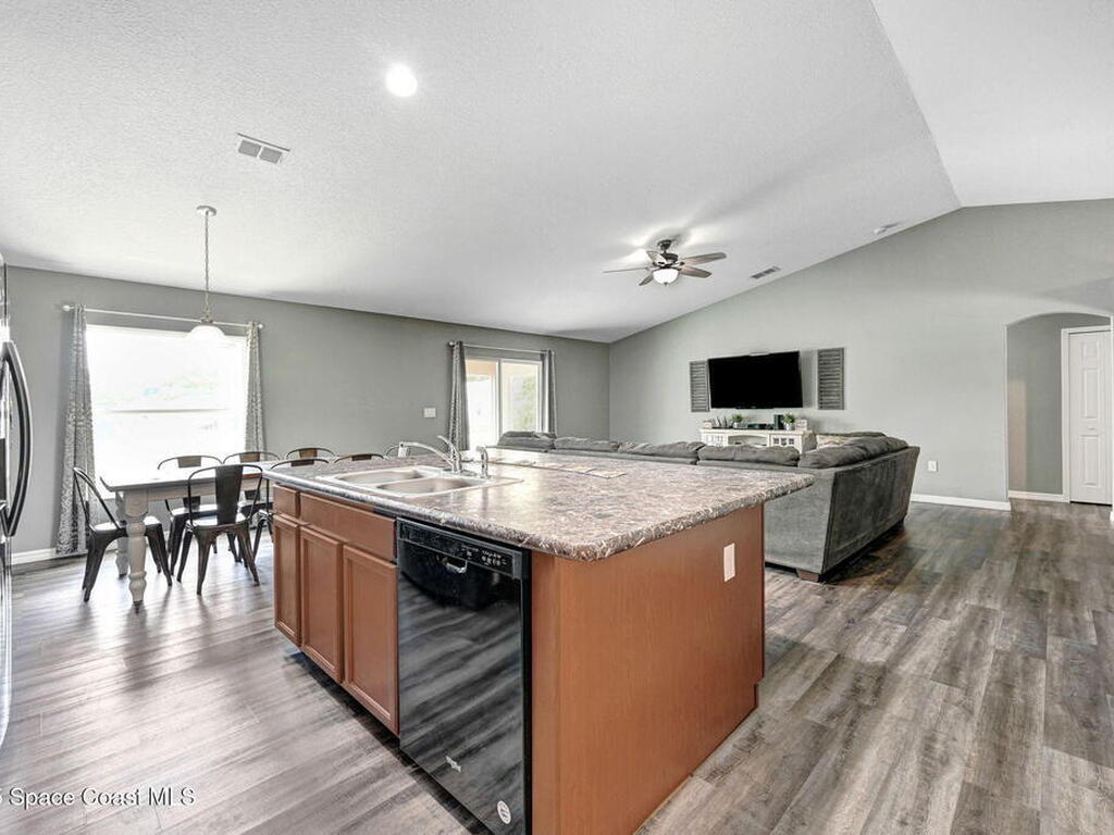 870 Buchanan Avenue, Palm Bay, FL 32909