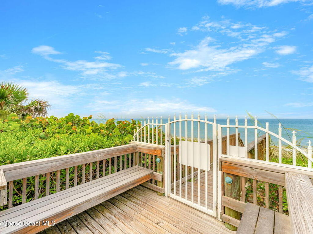 730 Marbrisa River Lane, Indian River Shores, FL 32963