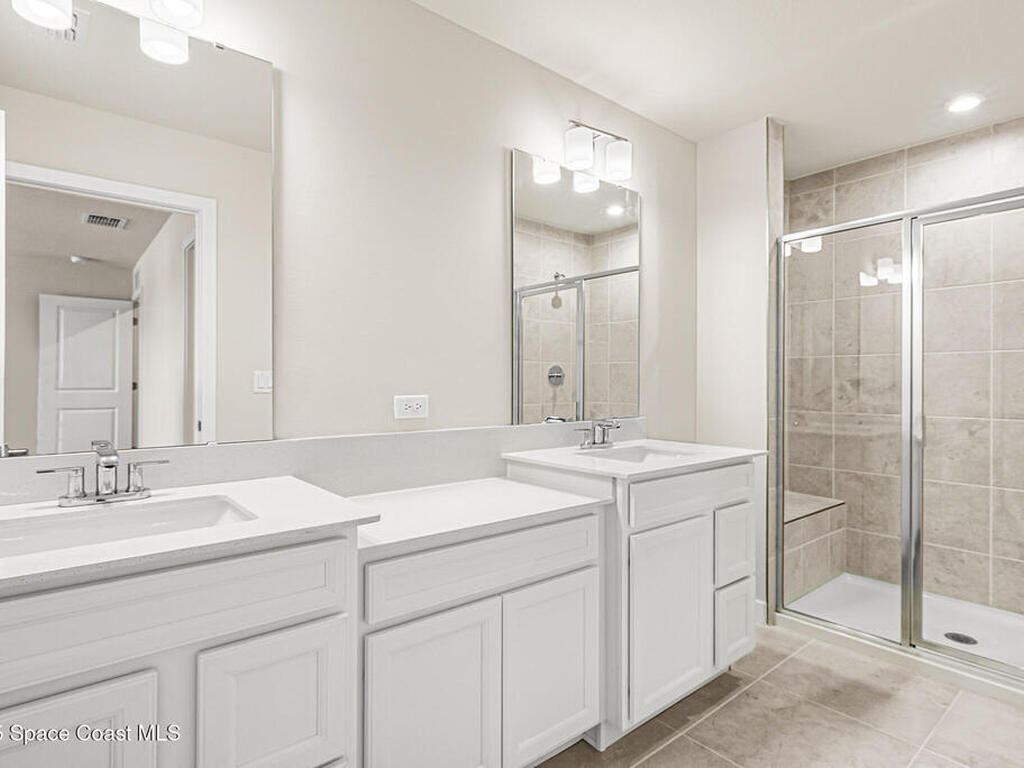 1875 Kendall Pointe Place, Melbourne, FL 32935