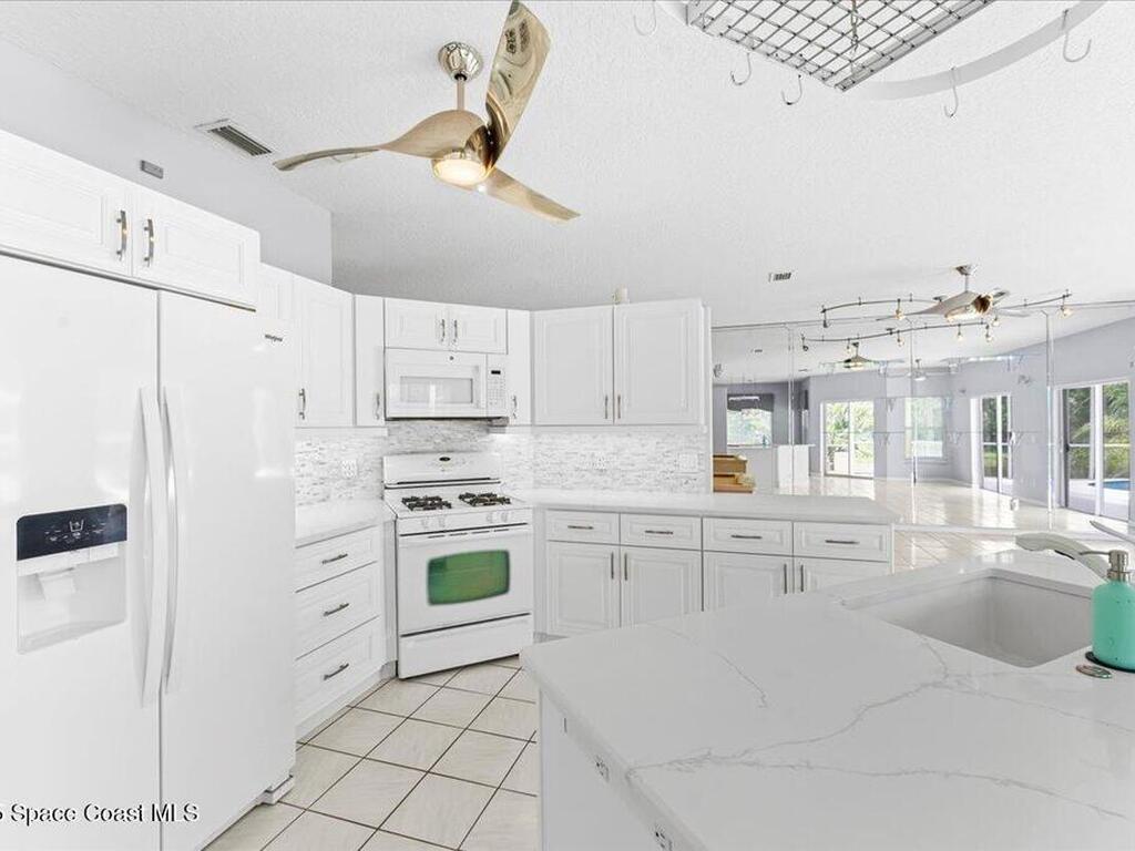 990 Harbor Pines Drive, Merritt Island, FL 32952