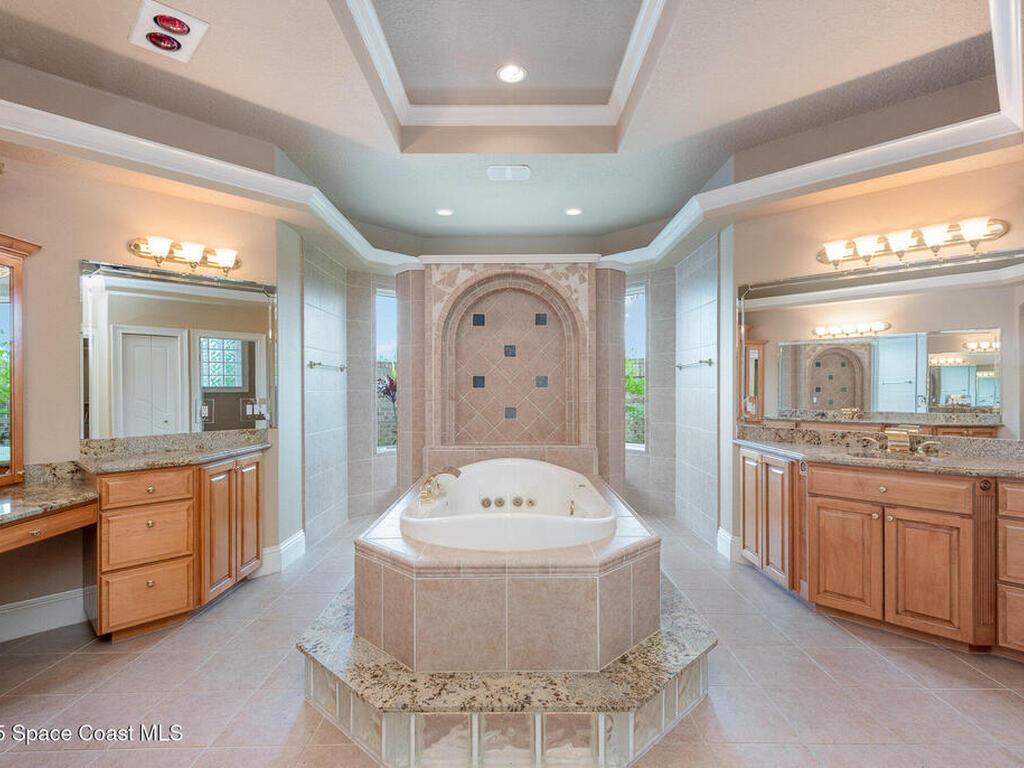 1175 Tuckaway Drive, Rockledge, FL 32955