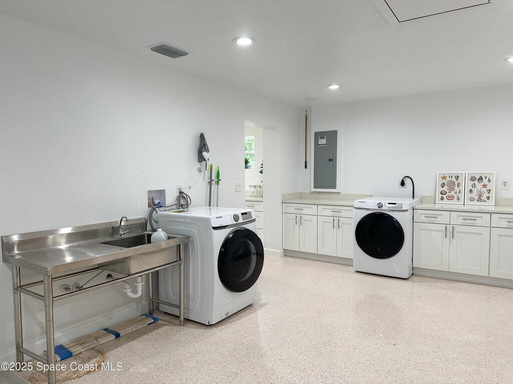 234 Micanopy Court, Indian Harbour Beach, FL 32937