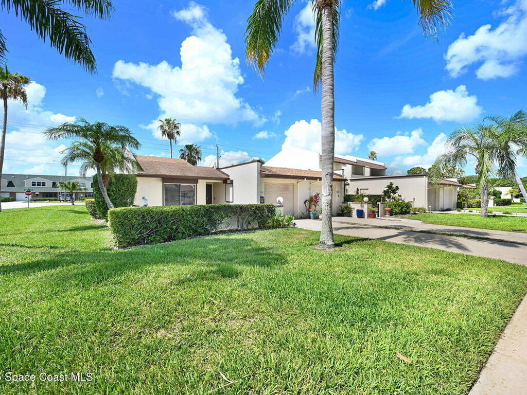 525 Summerset Court, Indian Harbour Beach, FL 32937