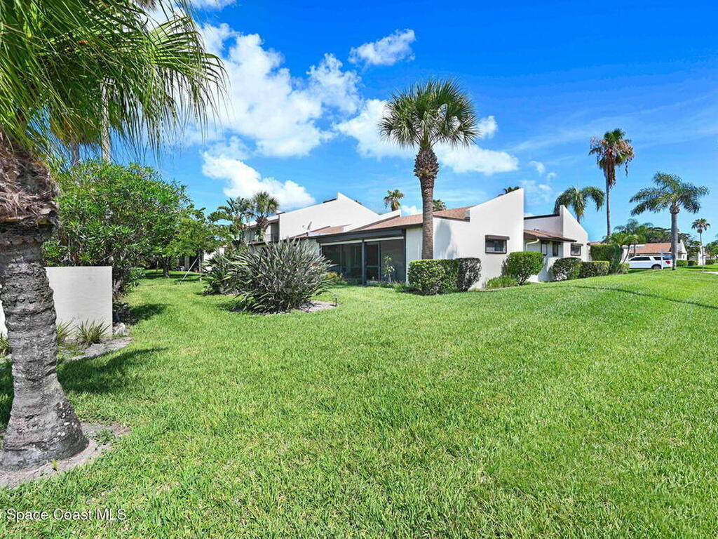 525 Summerset Court, Indian Harbour Beach, FL 32937