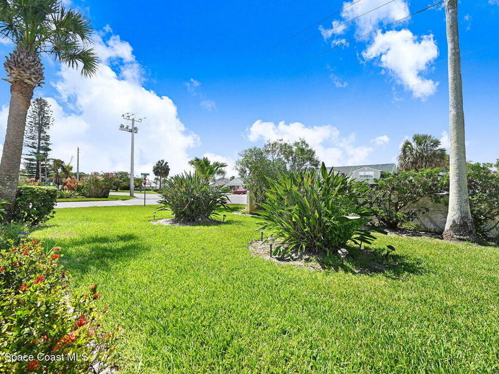 525 Summerset Court, Indian Harbour Beach, FL 32937