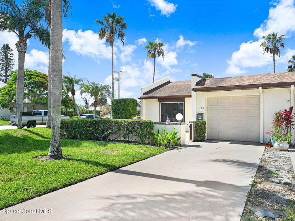 525 Summerset Court, Indian Harbour Beach, FL 32937