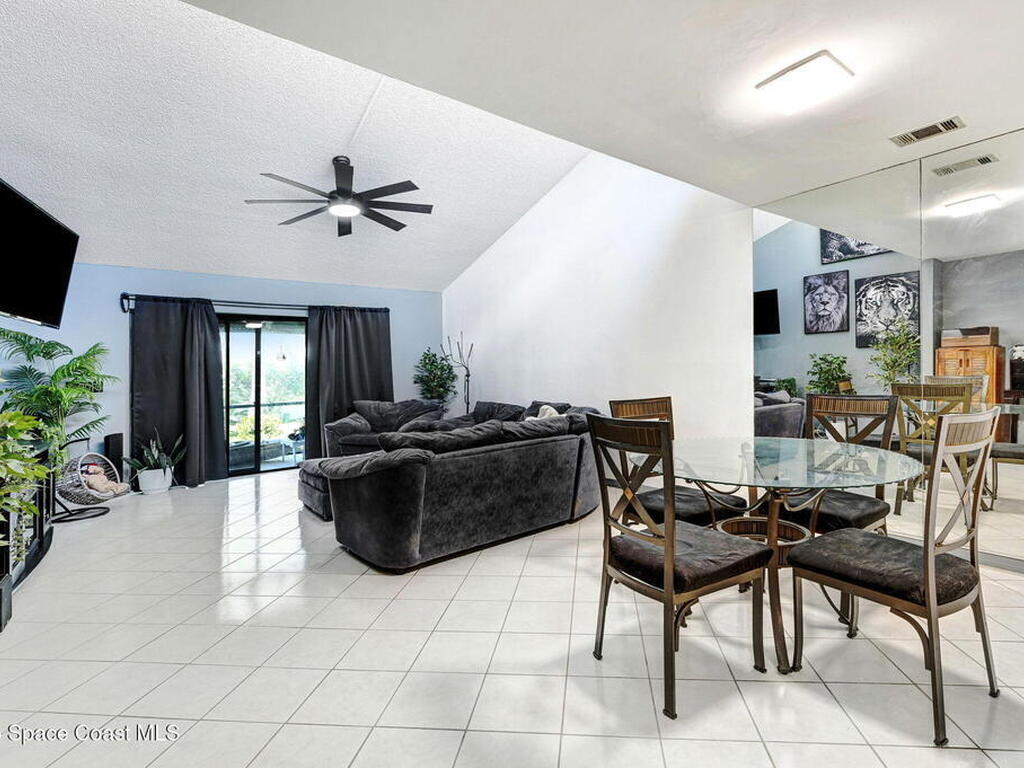 525 Summerset Court, Indian Harbour Beach, FL 32937