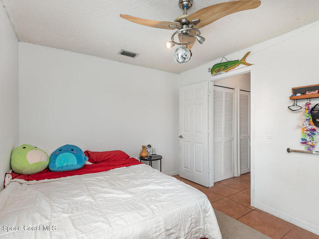 4265 Robins Hill Court, Mims, FL 32754