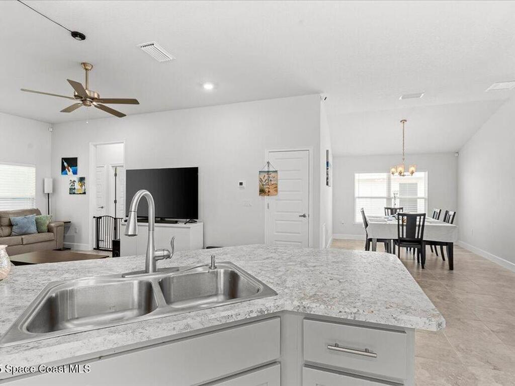 1041 Tupelo Circle, Cocoa, FL 32926