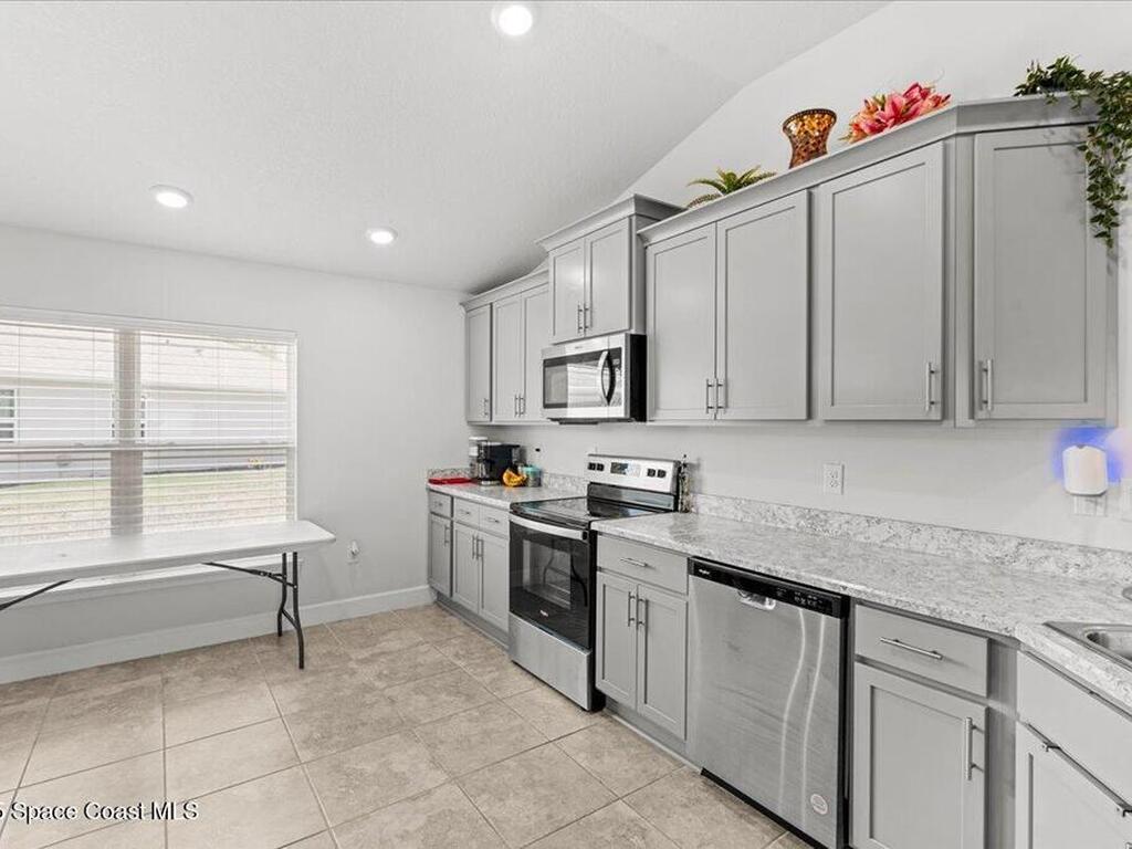 1041 Tupelo Circle, Cocoa, FL 32926