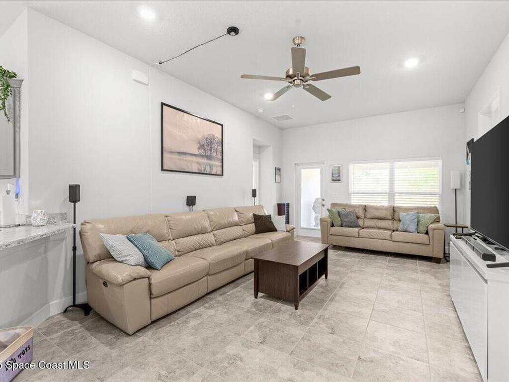 1041 Tupelo Circle, Cocoa, FL 32926