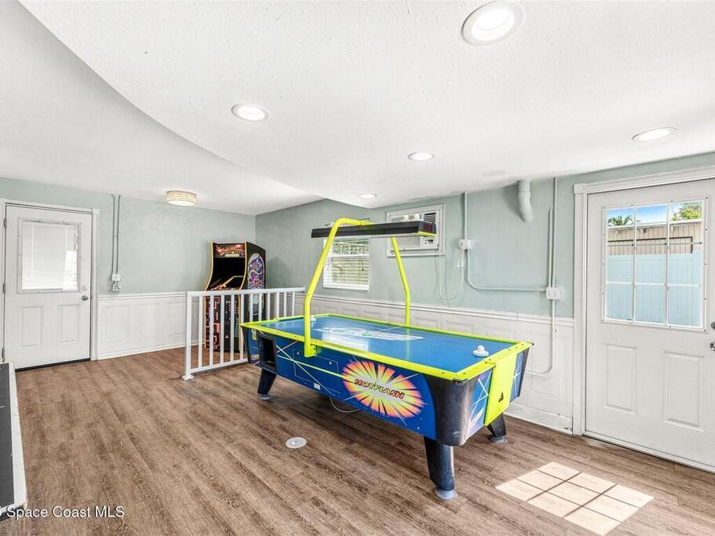 422 Jefferson Avenue, Cape Canaveral, FL 32920
