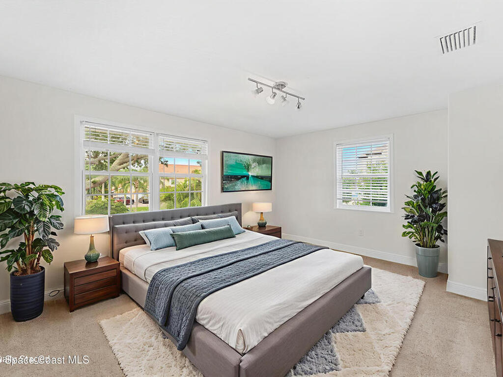 520 Bahama Drive, Indian Harbour Beach, FL 32937