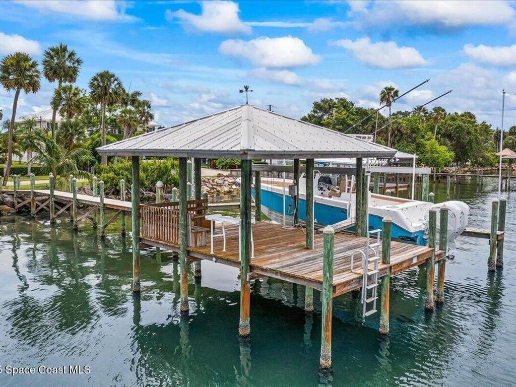 10710 S Tropical Trail, Merritt Island, FL 32952