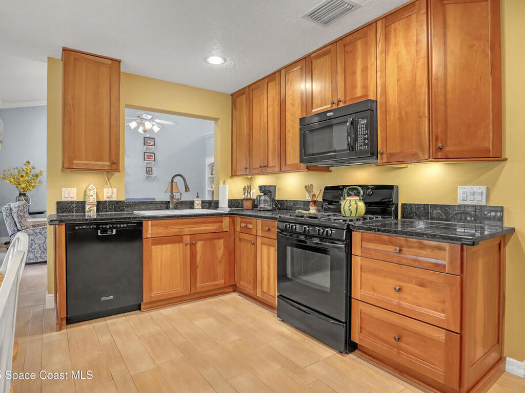 2600 Lowell Circle, Melbourne, FL 32935