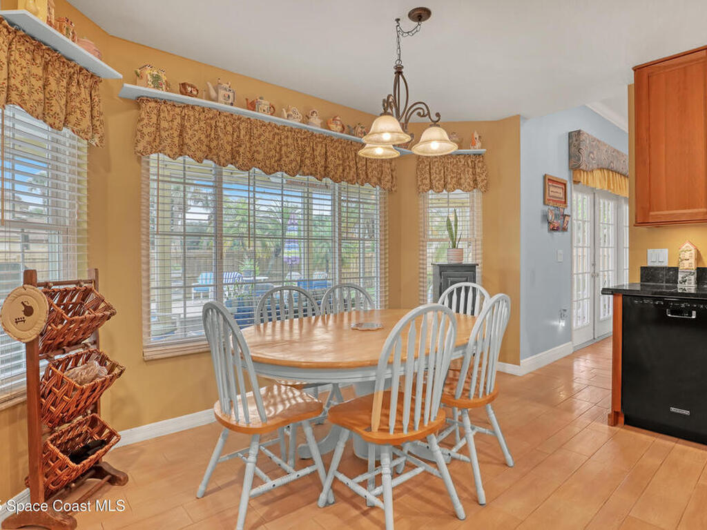 2600 Lowell Circle, Melbourne, FL 32935
