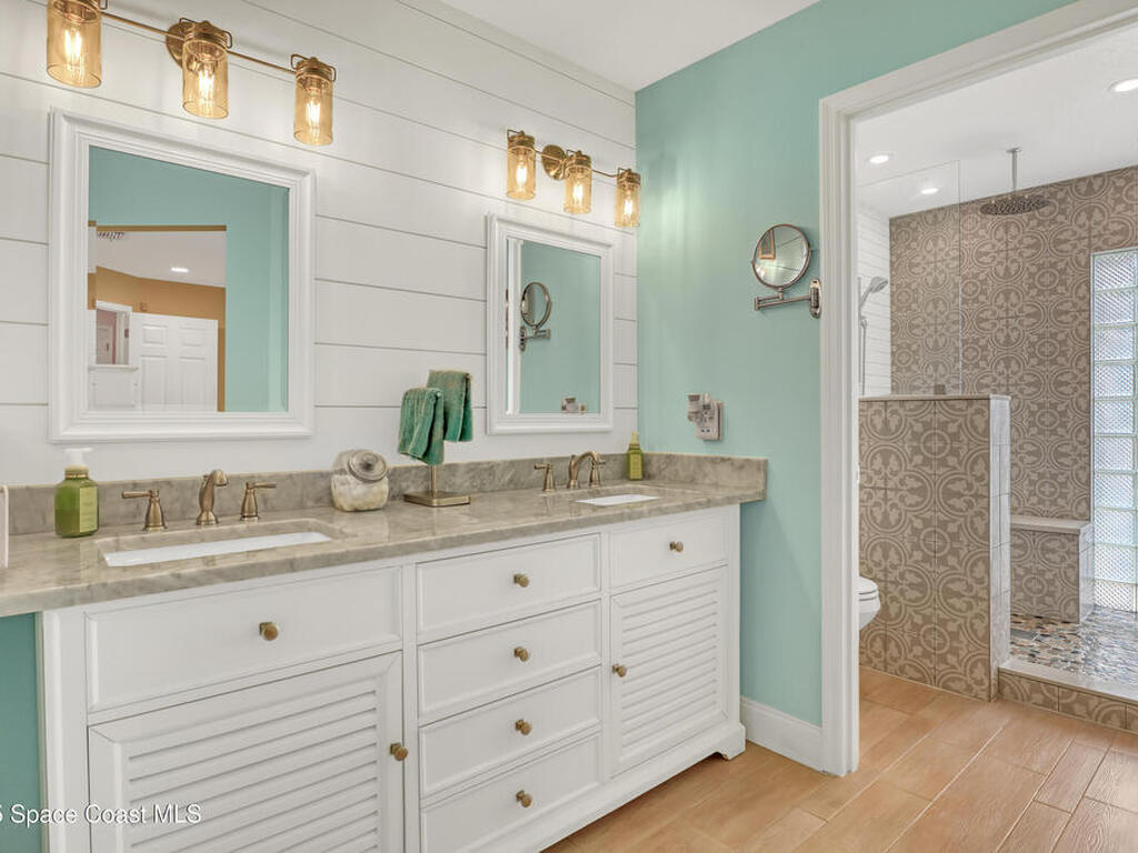 2600 Lowell Circle, Melbourne, FL 32935