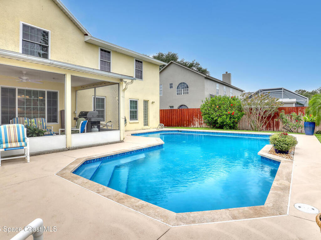 2600 Lowell Circle, Melbourne, FL 32935