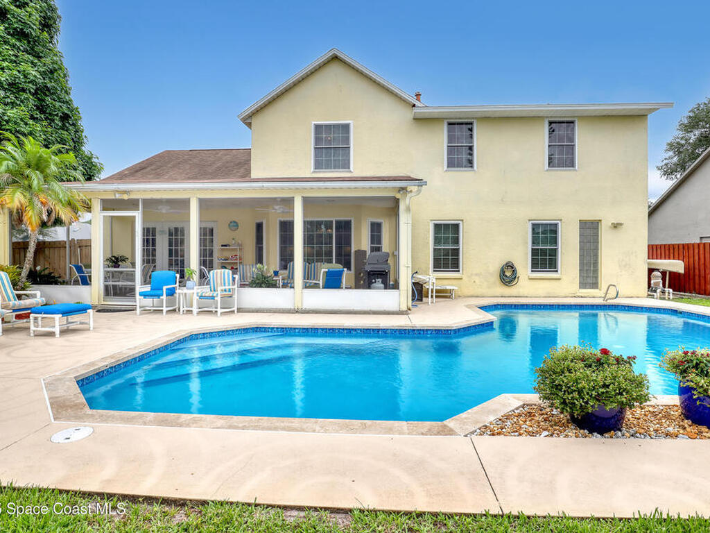 2600 Lowell Circle, Melbourne, FL 32935