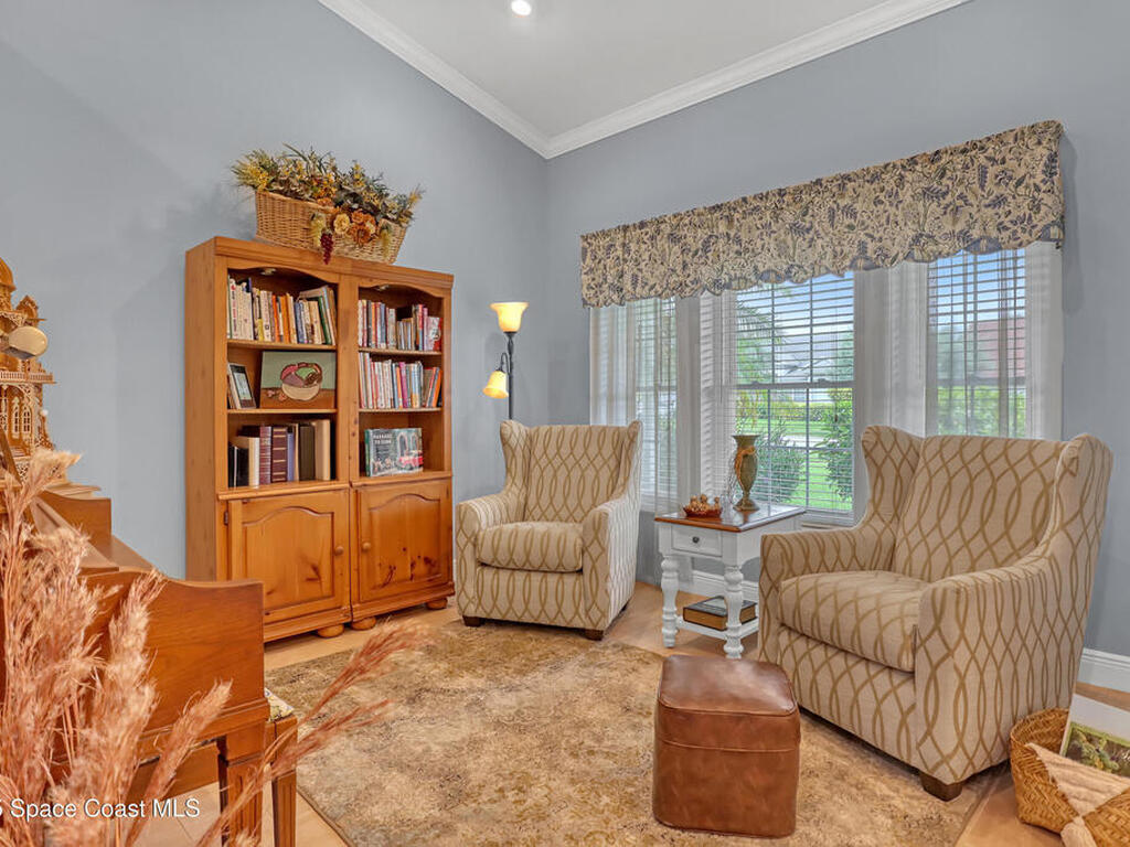 2600 Lowell Circle, Melbourne, FL 32935