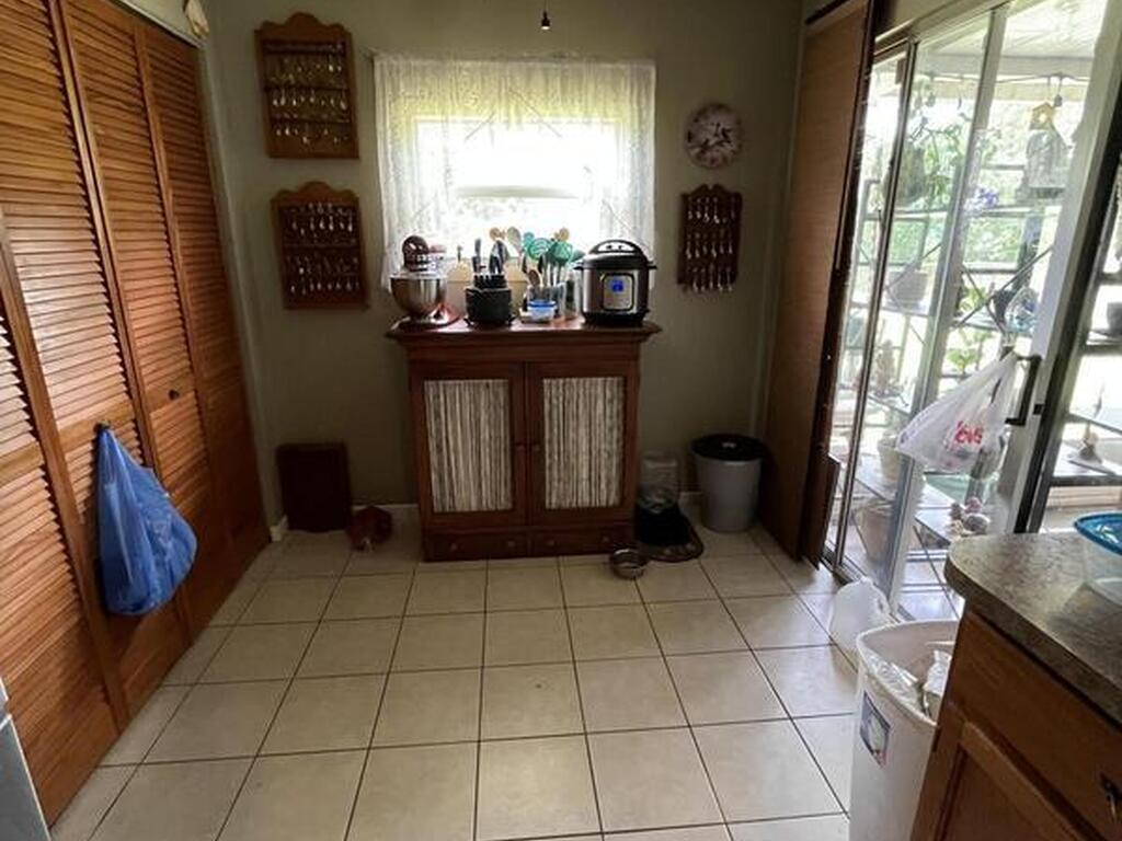 237 Jacaranda Avenue, Palm Bay, FL 32907