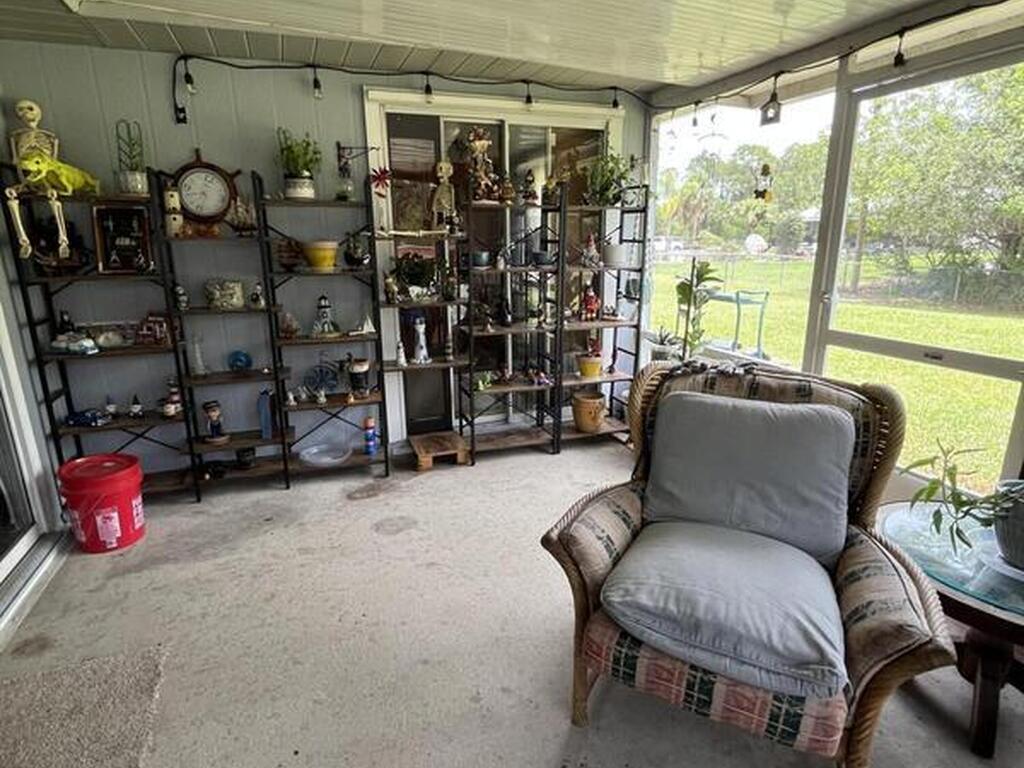 237 Jacaranda Avenue, Palm Bay, FL 32907